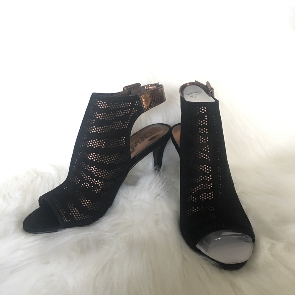 Carlos Santana shoes